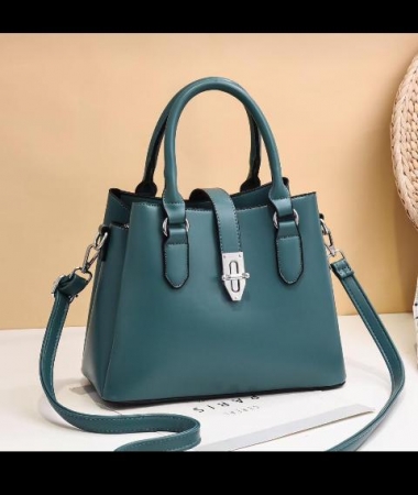 Small Green leather handbag with an adjustable strap